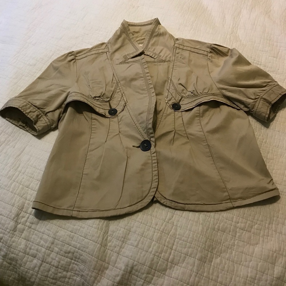 DKNY short sleeve blazer
